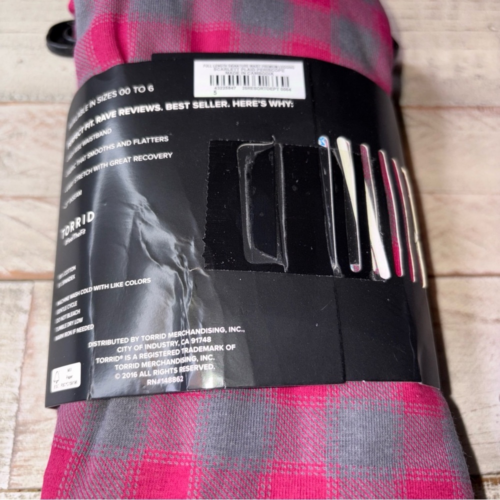 TORRID FULL LENGTH SIGNATURE WAIST PREMIUM LEGGINGS SIZE 5X Scarlett Plaid - Picture 14 of 15